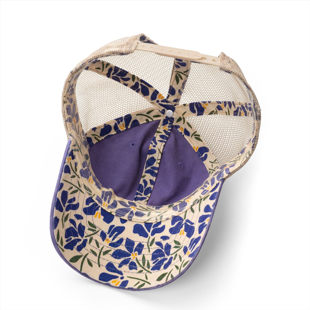 Women's PONY TAIL Gordon Airport Embroidered Hat